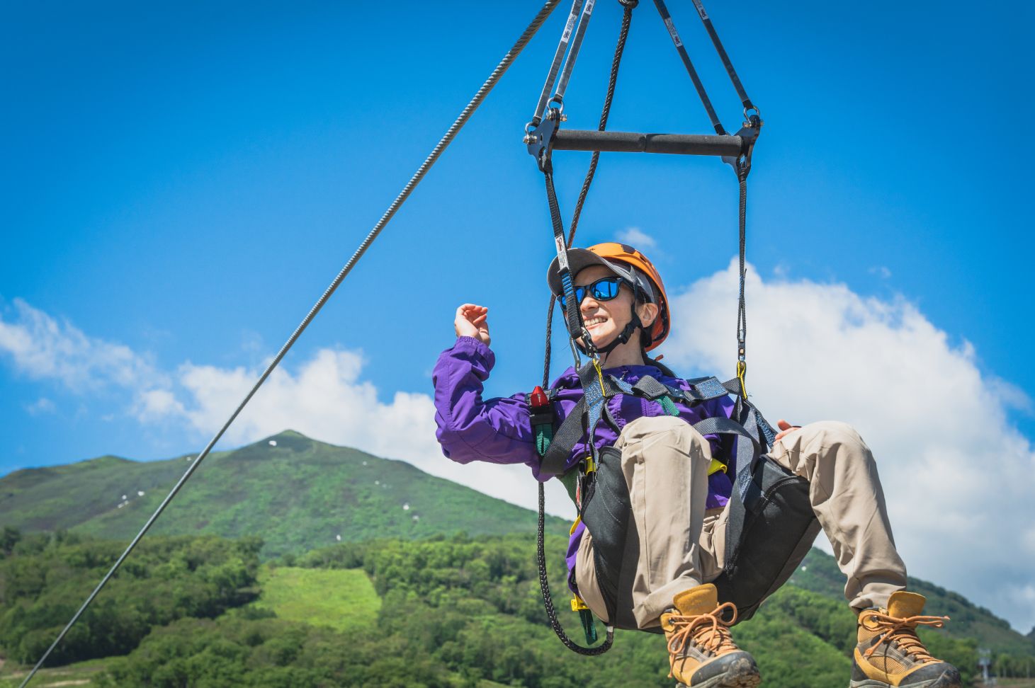 This is the outdoor activity image for Niseko Hanazono Resort.